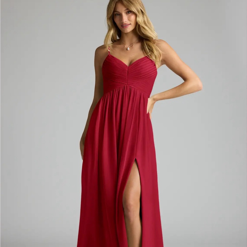 Azazie bridesmaid dress hemmed already for someone 5’6-5’8